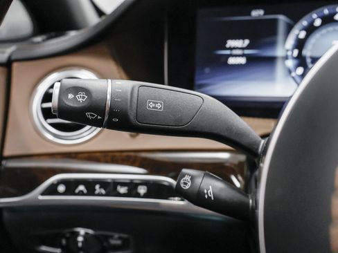 Used 2019 Mercedes-Benz Maybach S 560 4MATIC image 10