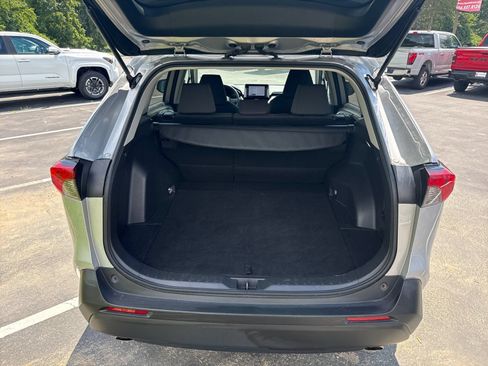 Used 2024 Toyota RAV4 XLE FWD image 23