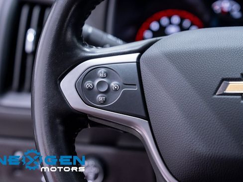 Used 2018 Chevrolet Colorado ZR2 image 18