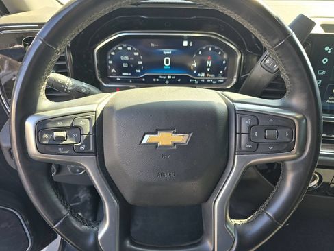 Used 2023 Chevrolet Silverado 1500 LT AWD/4WD image 17