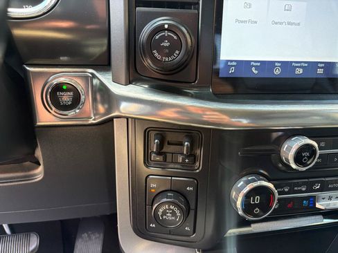 Used 2021 Ford F150 Lariat w/ Equipment Group 502A High AWD/4WD image 24