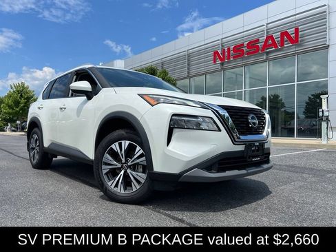 Certified 2023 Nissan Rogue SV w/ SV Premium B Package AWD/4WD image 3