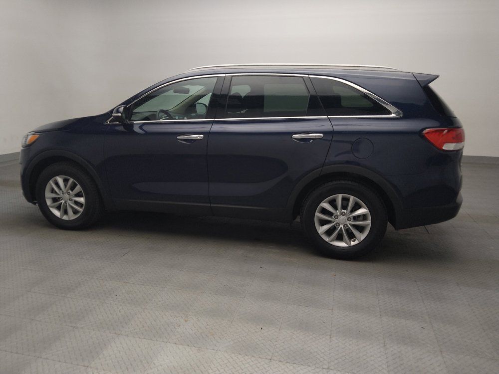 Used 2018 Kia Sorento FWD V6 image 3
