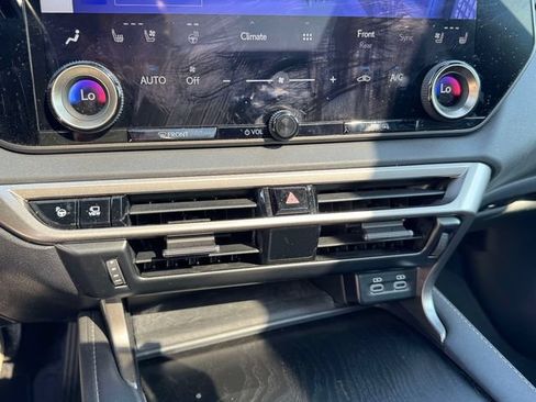 Used 2024 Lexus RX 350 AWD w/ Convenience Package image 36