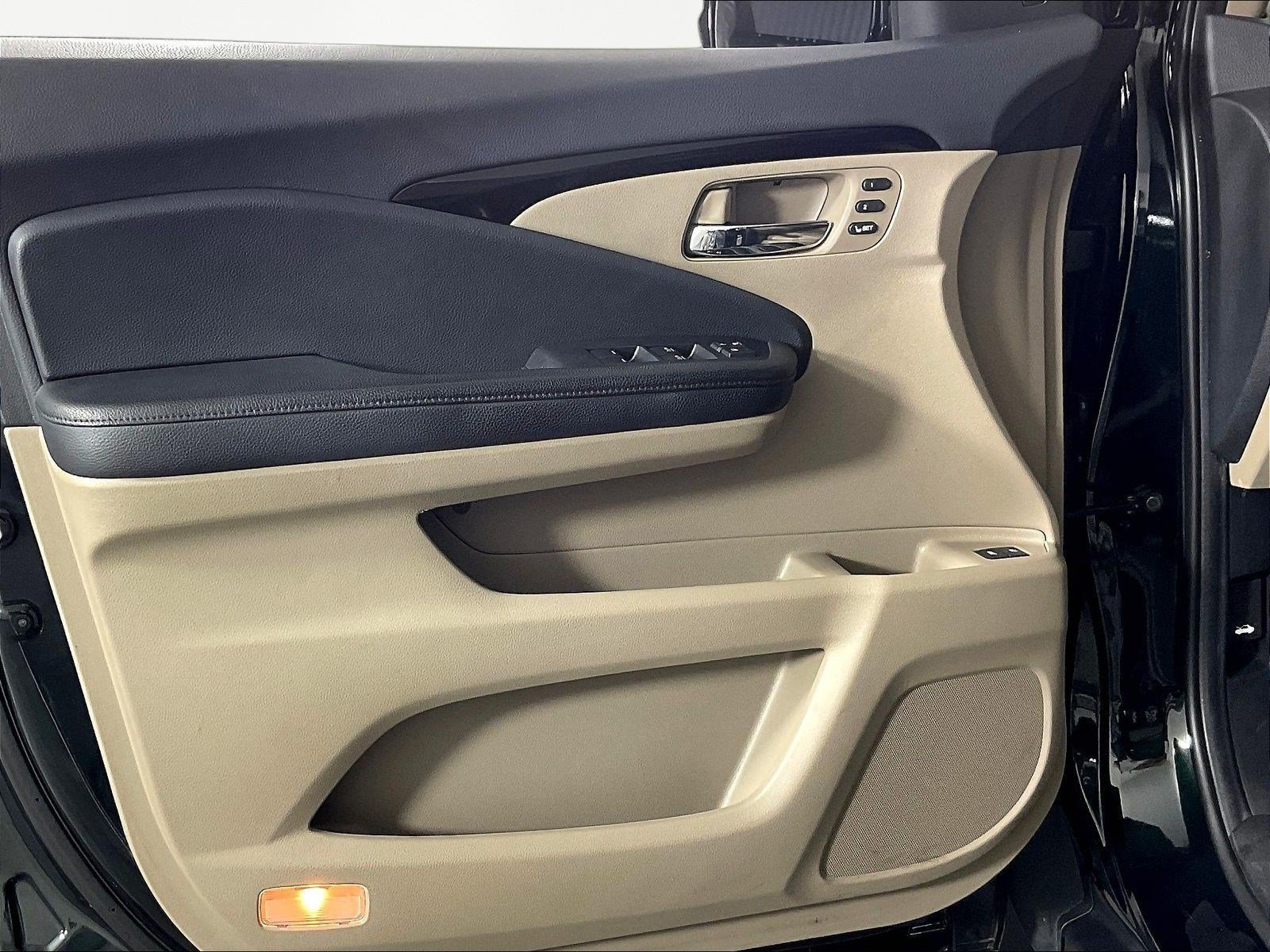 Used 2020 Honda Pilot Touring image 20