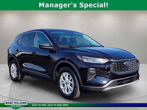 Certified 2023 Ford Escape Active AWD/4WD image 1