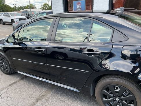 Used 2024 Toyota Corolla LE FWD image 5