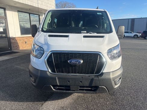 Used 2024 Ford Transit 250 Low Roof w/ Exterior Upgrade Package image 8