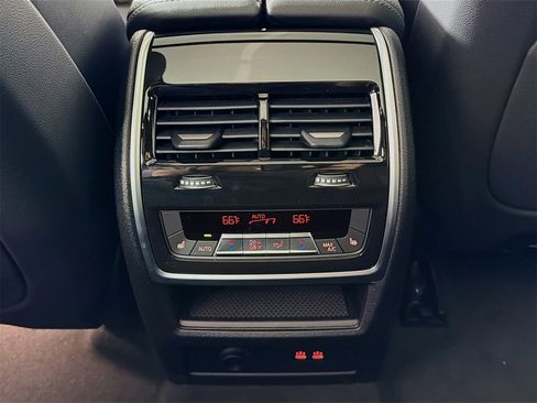 New 2026 BMW X5 xDrive40i w/ M Sport Package image 28