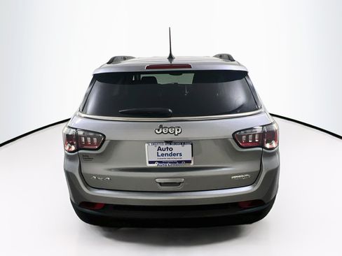Used 2022 Jeep Compass Latitude w/ Convenience Group AWD/4WD image 6