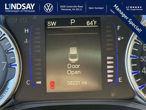 Used 2015 Chrysler 200 Limited image 24