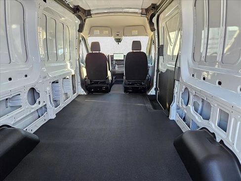New 2026 Ford Transit 250 148 Medium Roof image 12