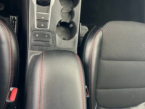 Used 2024 Ford Escape ST-Line image 14