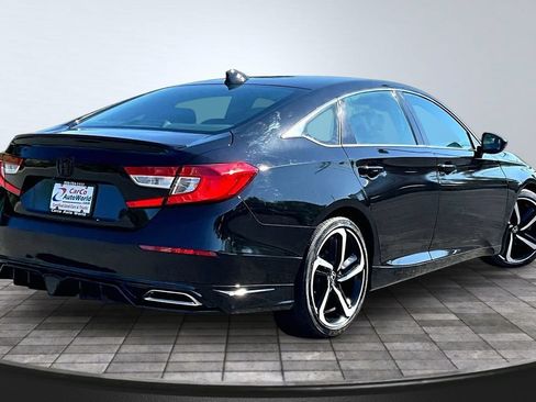 Used 2021 Honda Accord Sport image 5