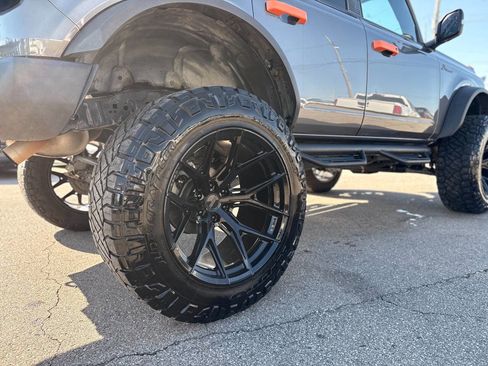 Used 2022 Ford Bronco Wildtrak image 23