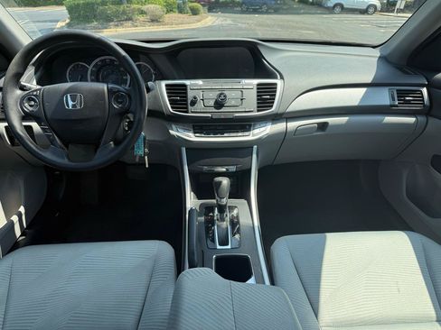 Used 2014 Honda Accord LX image 12