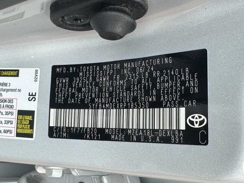 Used 2024 Toyota Corolla LE FWD image 28