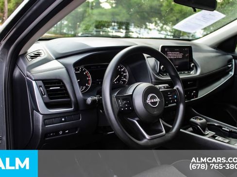 Used 2024 Nissan Rogue SV FWD image 22