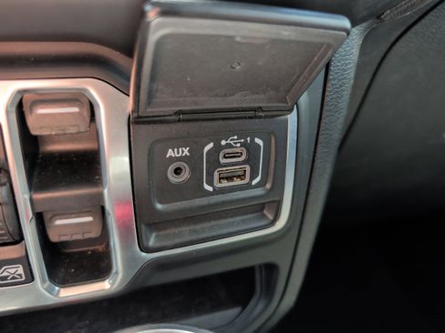 Used 2020 Jeep Wrangler Unlimited Sport S AWD/4WD image 21