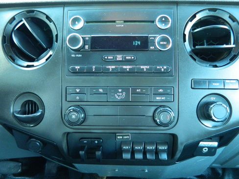 Used 2015 Ford F350 XL w/ Power Equipment Group image 16