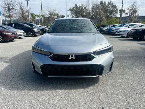 Used 2025 Honda Civic Sport Touring image 9