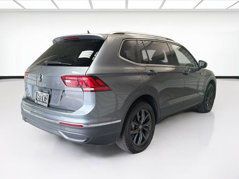 Used 2023 Volkswagen Tiguan SE FWD image 4