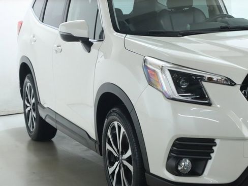 Certified 2023 Subaru Forester Limited image 8