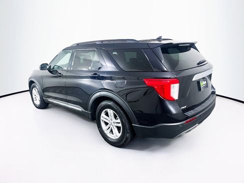 Used 2024 Ford Explorer XLT w/ Equipment Group 202A RWD image 5