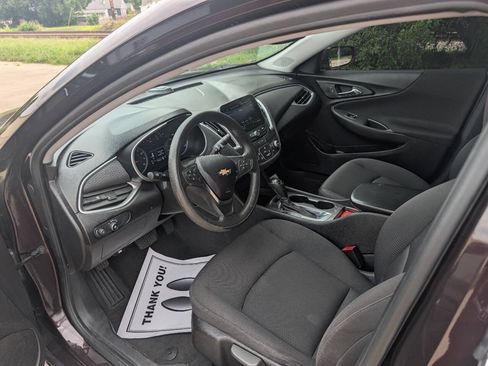 Used 2020 Chevrolet Malibu LS FWD image 3