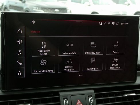 Used 2022 Audi SQ5 Prestige w/ Prestige Package image 27