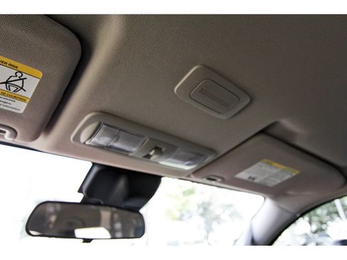 Used 2023 Nissan Frontier SV w/ Technology Package RWD image 21