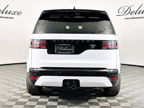 Used 2023 Land Rover Discovery HSE R-Dynamic image 5