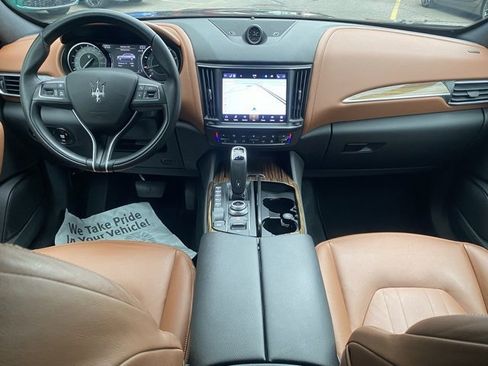 Used 2022 Maserati Levante GT image 46