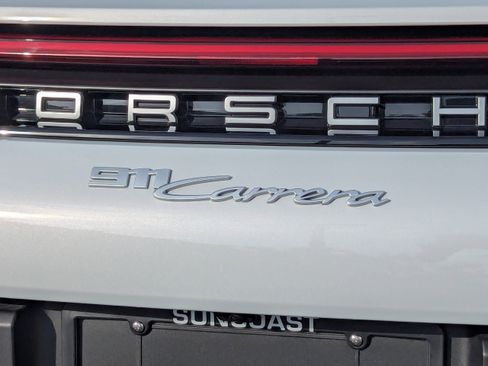 Certified 2025 Porsche 911 Carrera image 12