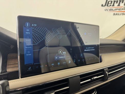 Used 2025 Lincoln Corsair Grand Touring image 22