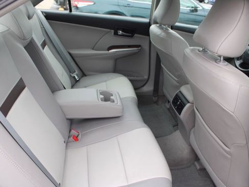 Used 2012 Toyota Camry XLE image 22