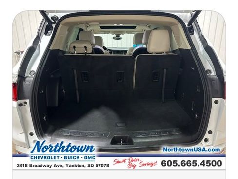 Used 2023 Buick Enclave Essence w/ Experience Buick Package image 27