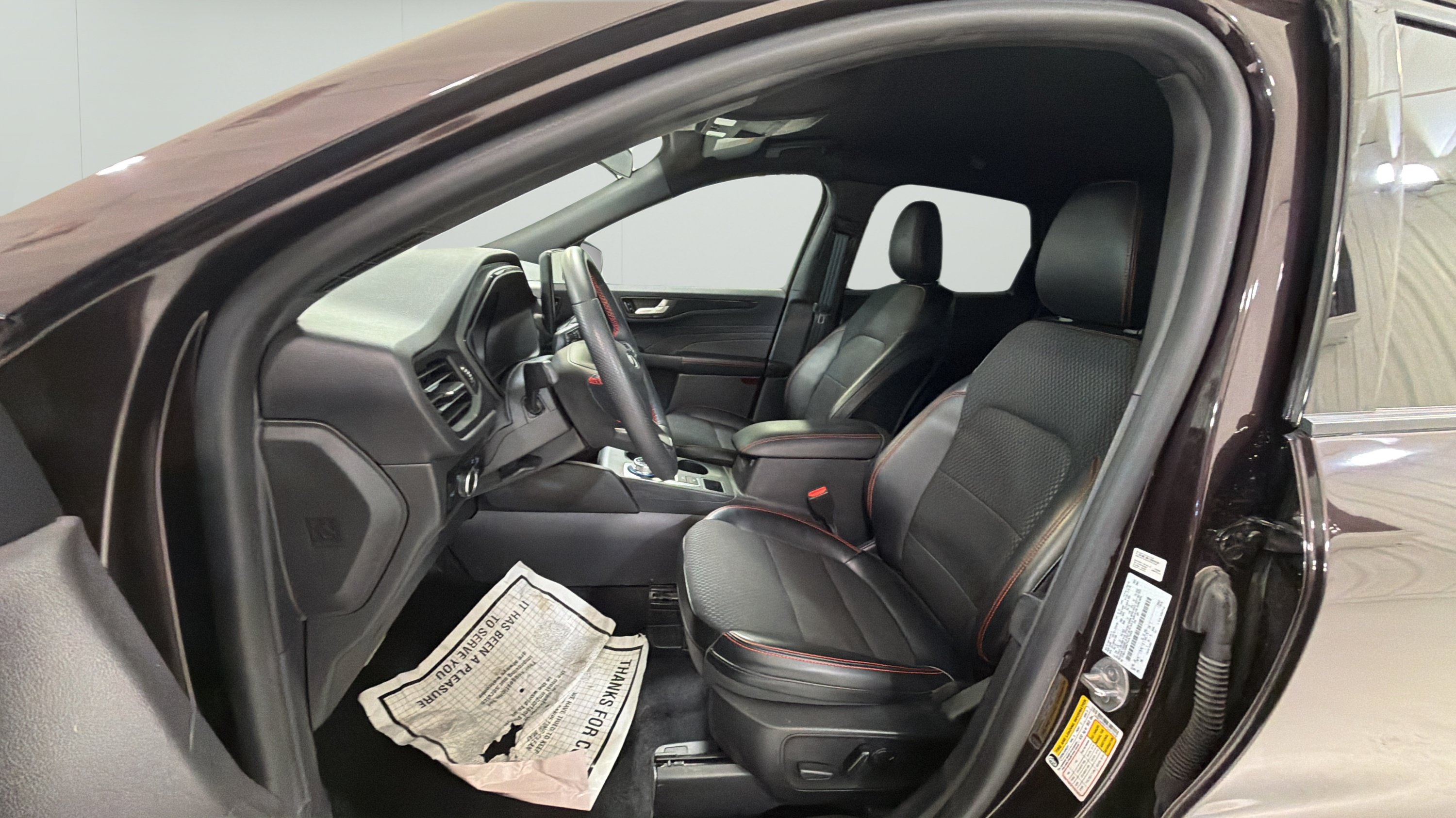 Used 2023 Ford Escape ST-Line w/ Tech Pack #1 FWD image 9