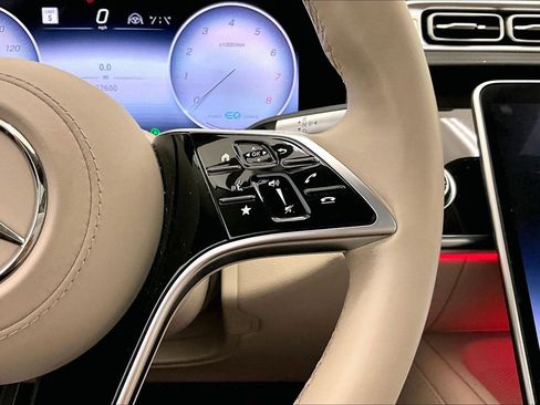 Certified 2022 Mercedes-Benz S 580 4MATIC Sedan image 21