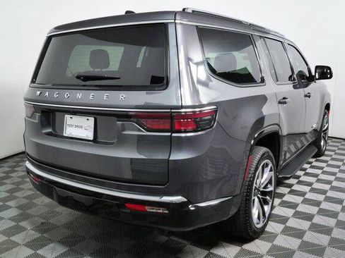 Used 2025 Jeep Wagoneer Series II w/ Premium Group I AWD/4WD image 11
