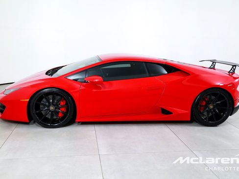Used 2016 Lamborghini Huracan LP 580-2 RWD image 5