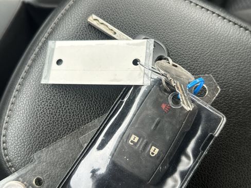 Used 2022 Chevrolet Colorado LT w/ Fleet Safety Package image 34