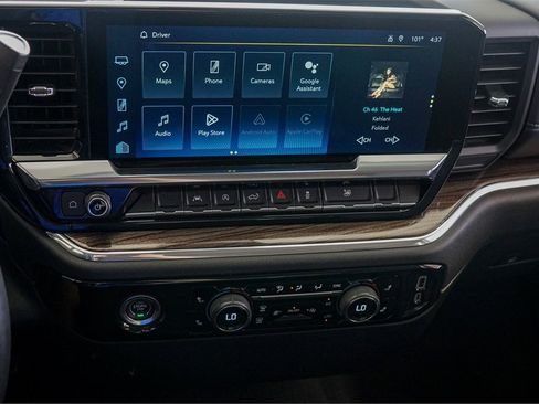 Used 2024 Chevrolet Silverado 1500 LT w/ Protection Package image 13