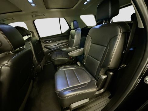 Used 2019 Chevrolet Traverse RS image 30