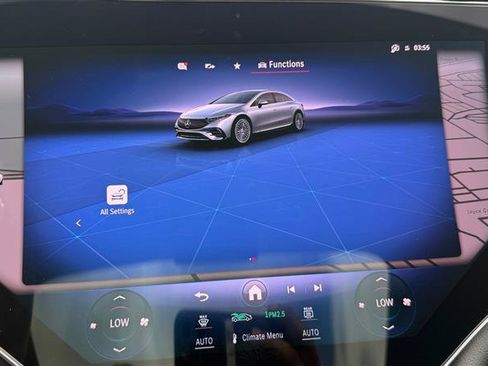 Used 2023 Mercedes-Benz EQS 580 4MATIC Sedan image 39
