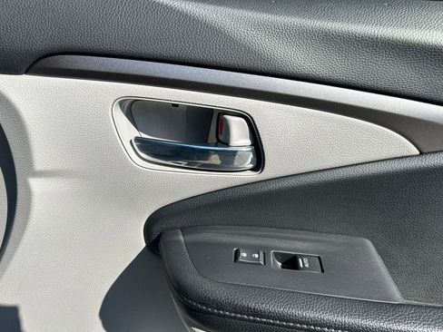 Used 2017 Honda Pilot EX-L image 22