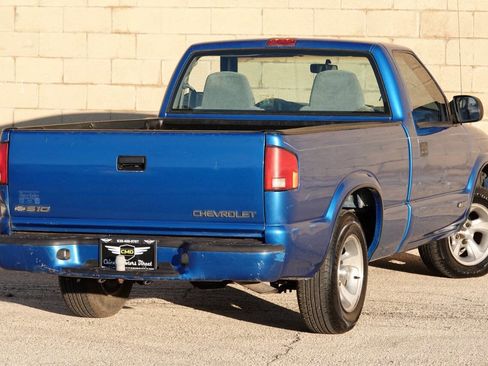 Used 2000 Chevrolet S10 Pickup LS w/ Preferred Equipment Group image 51