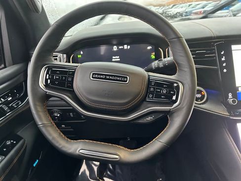 Used 2024 Jeep Grand Wagoneer Series III w/ Rear Seat Video Group 1 image 11