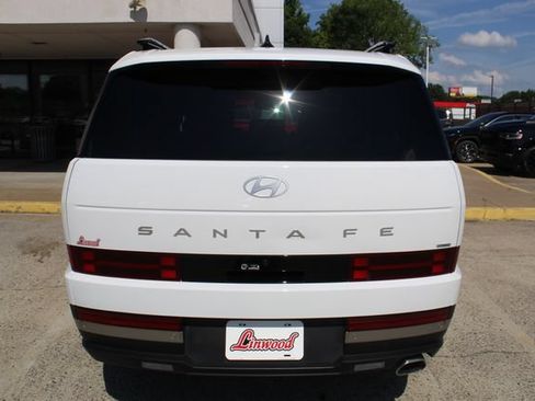 Used 2025 Hyundai Santa Fe Limited AWD/4WD image 4