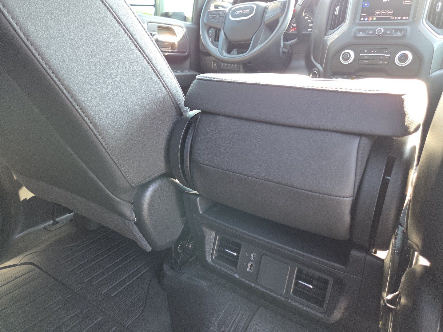 New 2026 GMC Sierra 2500 Pro w/ 1SA Pro Safety Plus Package AWD/4WD image 23